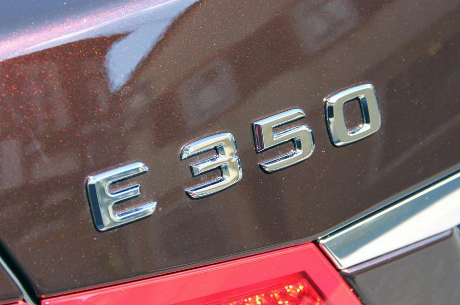  Mercedes-Benz E350 2012 года  (фото 32 из 37)